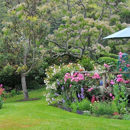 Rose Cottage Tryphena 외부 사진